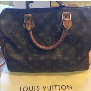 Louis Vuitton Speedy 30